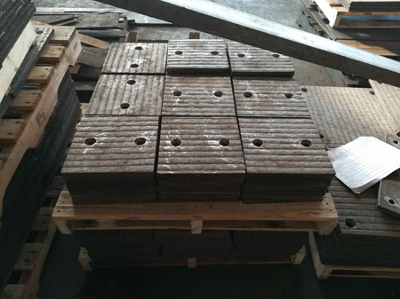 ���׵ĶѺ���ĥ�r��